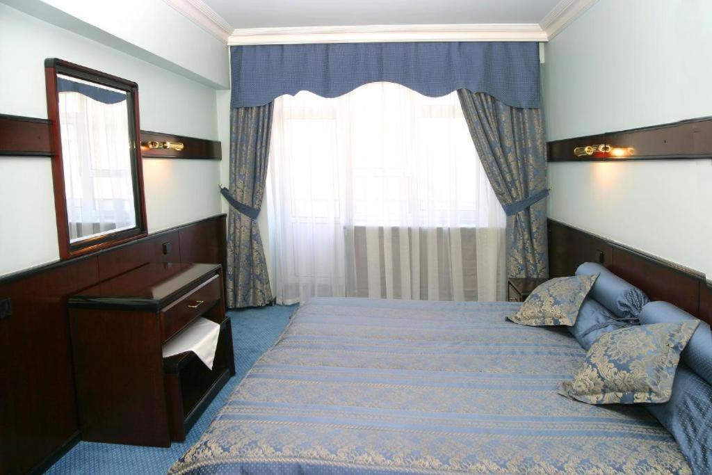 Otrar Hotel Almaty Ruang foto